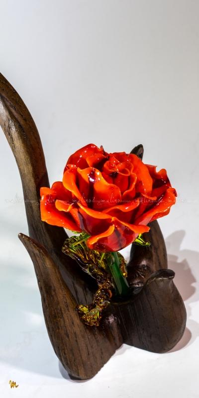 Стеклянная роза в деревянной вазе мини. – примеры ранее выполненных работ