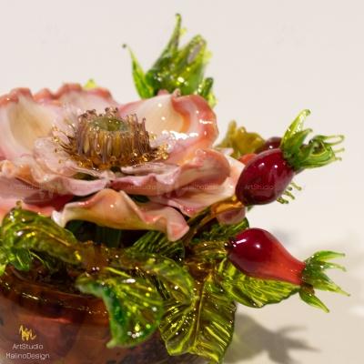 СТЕКЛЯННАЯ КОМПОЗИЦИЯ ШИПОВНИК – примеры ранее выполненных работ